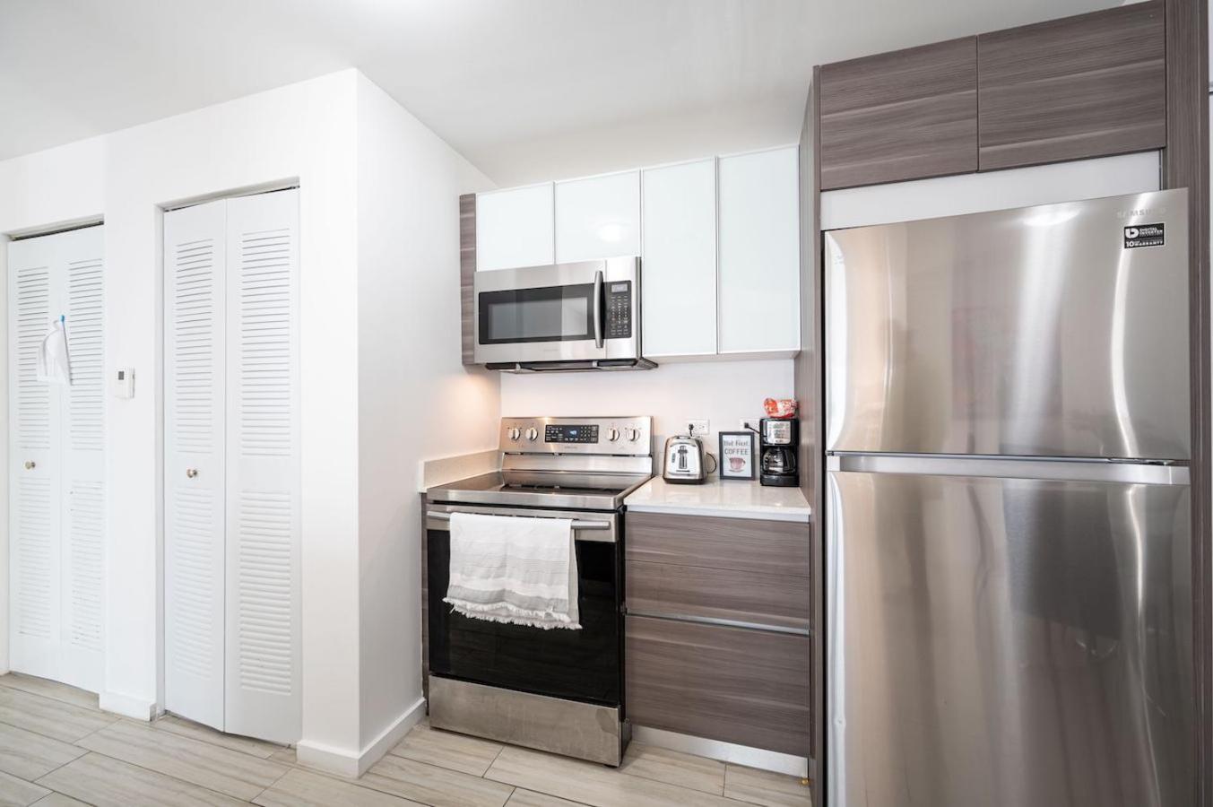 Foto 6: Subtle 2 Bed in Edgewater Downtown with Free Parking