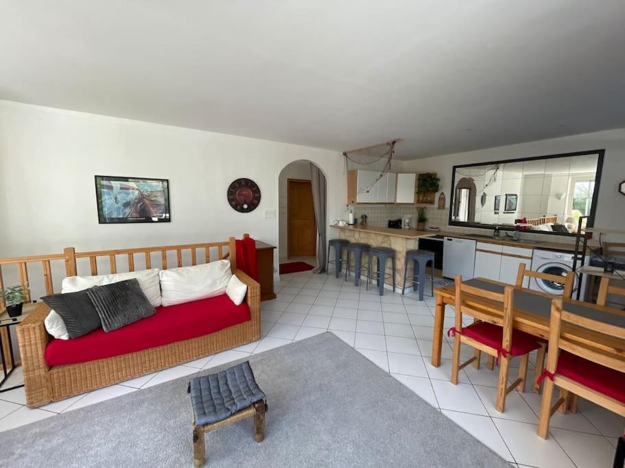 Photo 5 : Flat in a unique location 30 m from the beach with terrace and garden