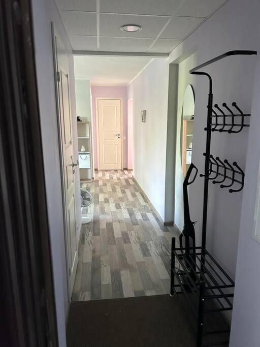 Foto 10: Spacious & cozy apartment, free parking, contact-free entrance