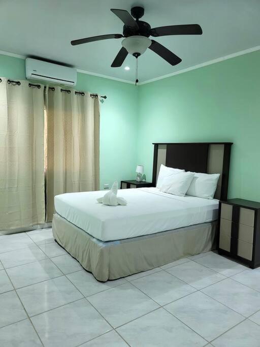 Bilde 6: Spacious & Spotless new house, 4 BRs