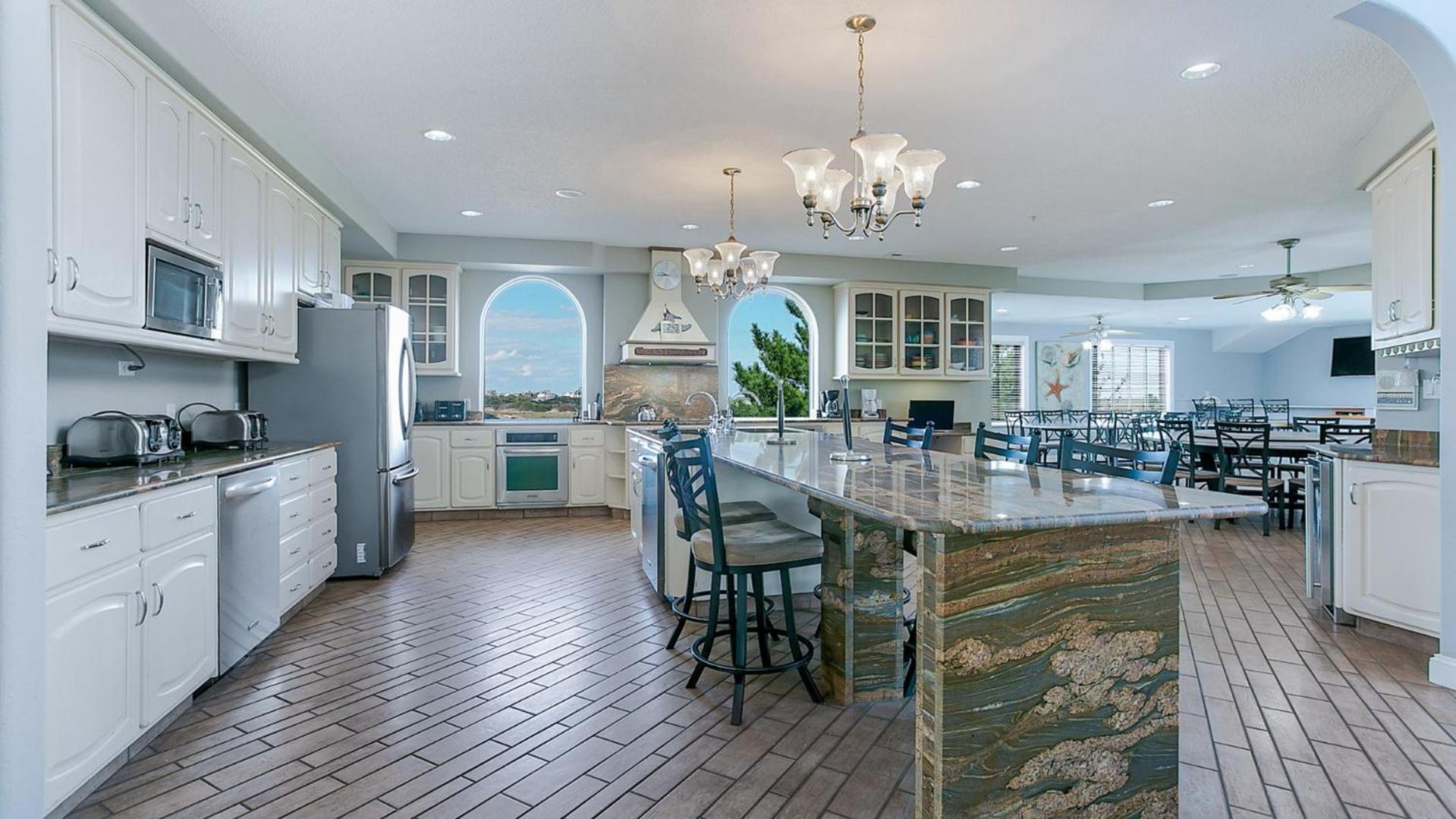 Foto 9: OCEANFRONT, 17 BRs, Ocean Views, Priv Pool, Rec Rm, Theatr Rm! 4x1487, The Dream