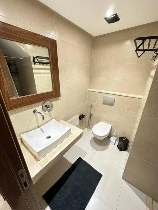 Spacious duplex with pool central near M avenue photo 10