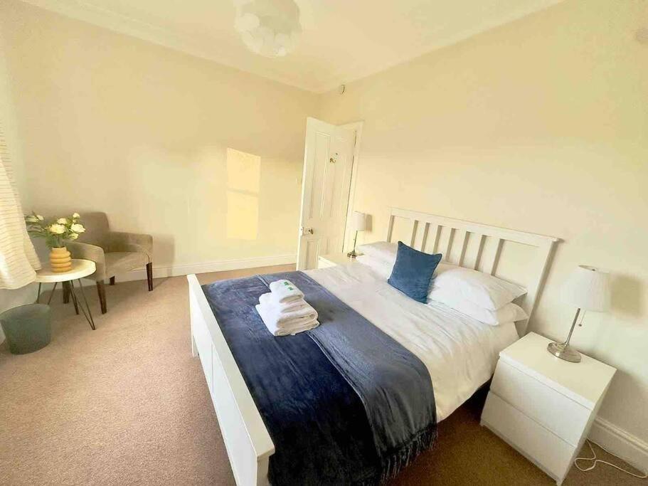 Billede 5: Spacious & Bright 3 bed Harrogate Apartment