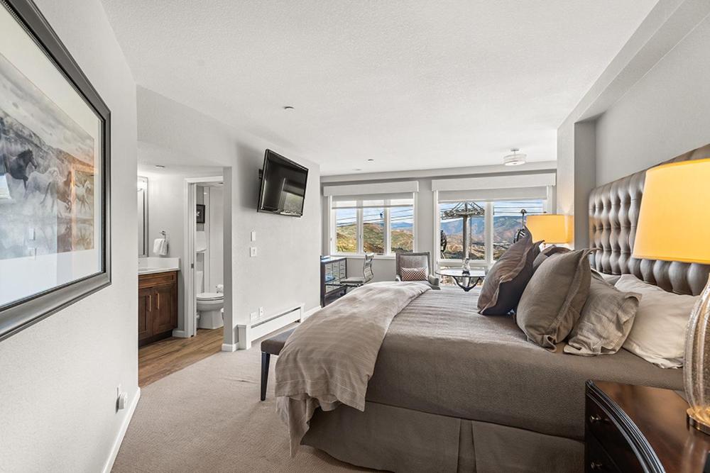 Foto 8: Chamonix 34, Snowmass Ski-In/Ski-Out Condo w/Shared Pool/Hot Tub/WiFi