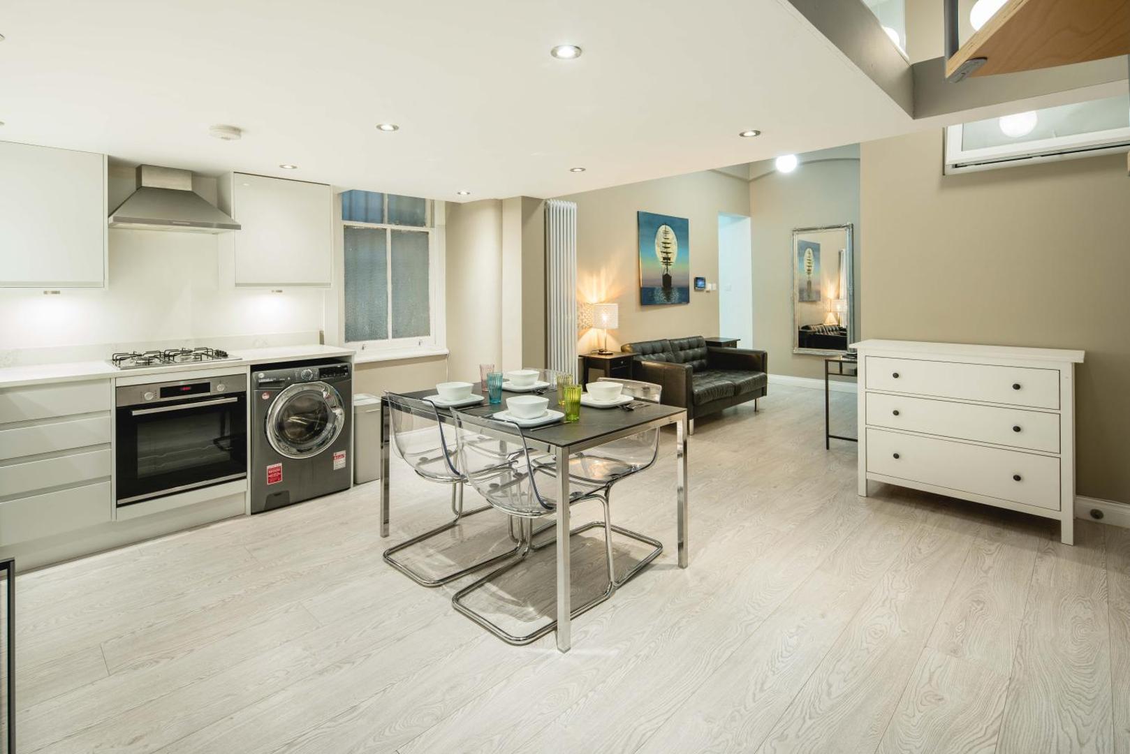 Kuva 3: Central, Kensington, 3Beds, Cosy, Parks, Pubs
