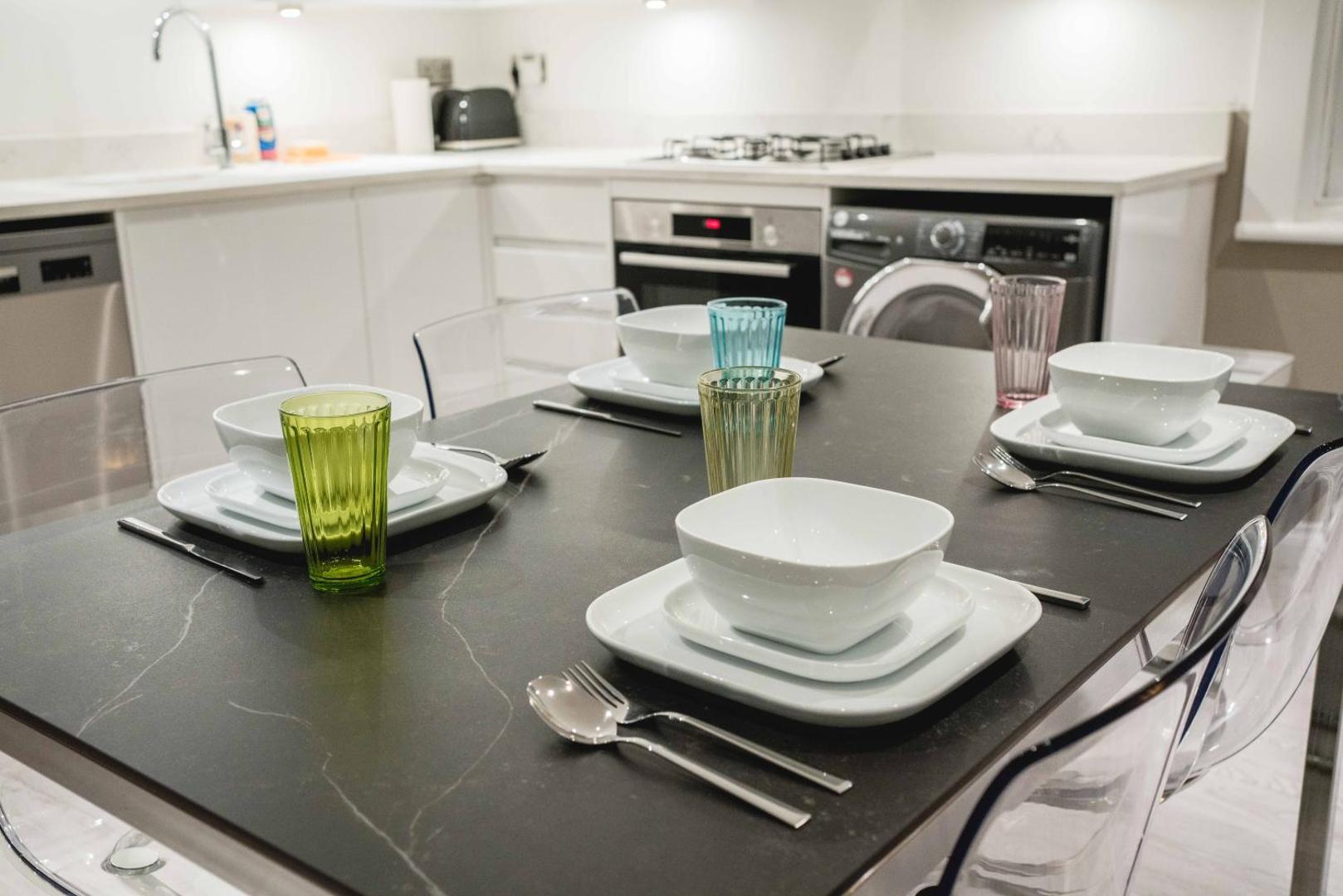Kuva 8: Central, Kensington, 3Beds, Cosy, Parks, Pubs