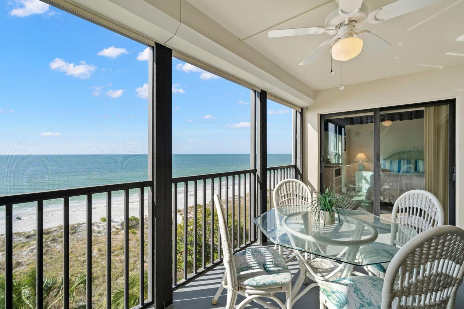 Foto 3: Reflections on the Gulf #503 Beachfront Condo with Pool and Hot Tub