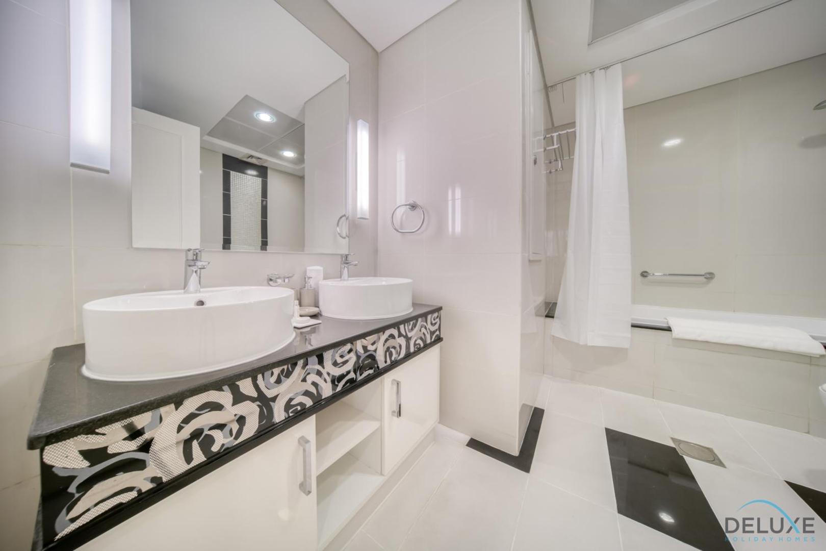 Foto 6: Chic 1BR at The Signature Downtown Dubai by Deluxe Holiday Homes