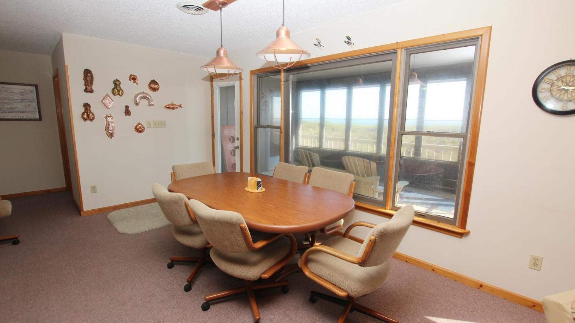 Billede 9: OCEANFRONT, Ocean Views, Beach Walkway, Screened Porch, SS236, Poncho's Villa