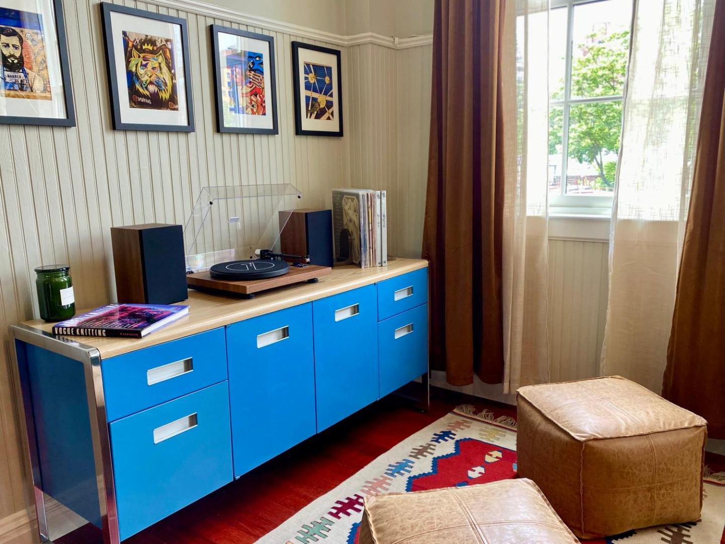 Bilde 5: Lofty & Bright Greenwich Getaway w Private Rooftop