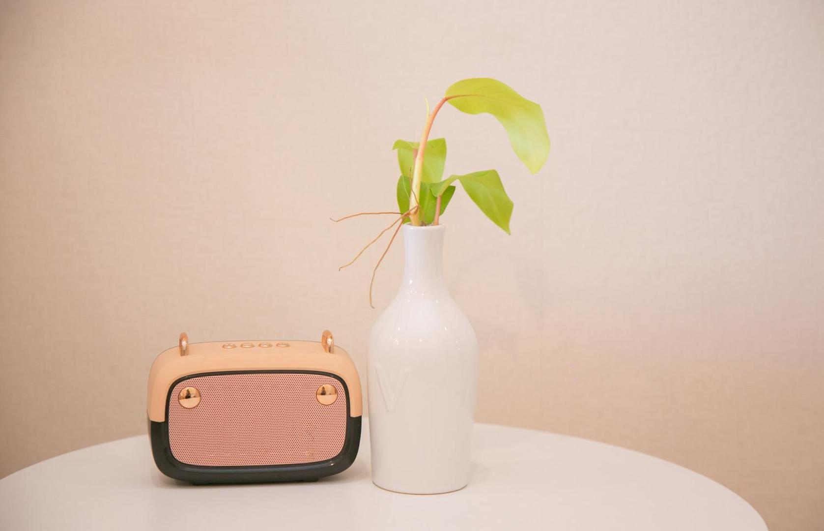 Fotografie 9: Hello Host - yellow room