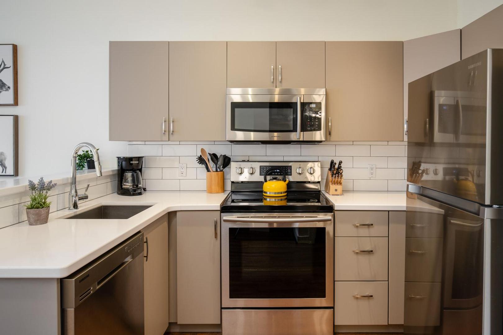 Studio, Modern Studio in the Heart of the Village by Harmony Whistlerの写真2