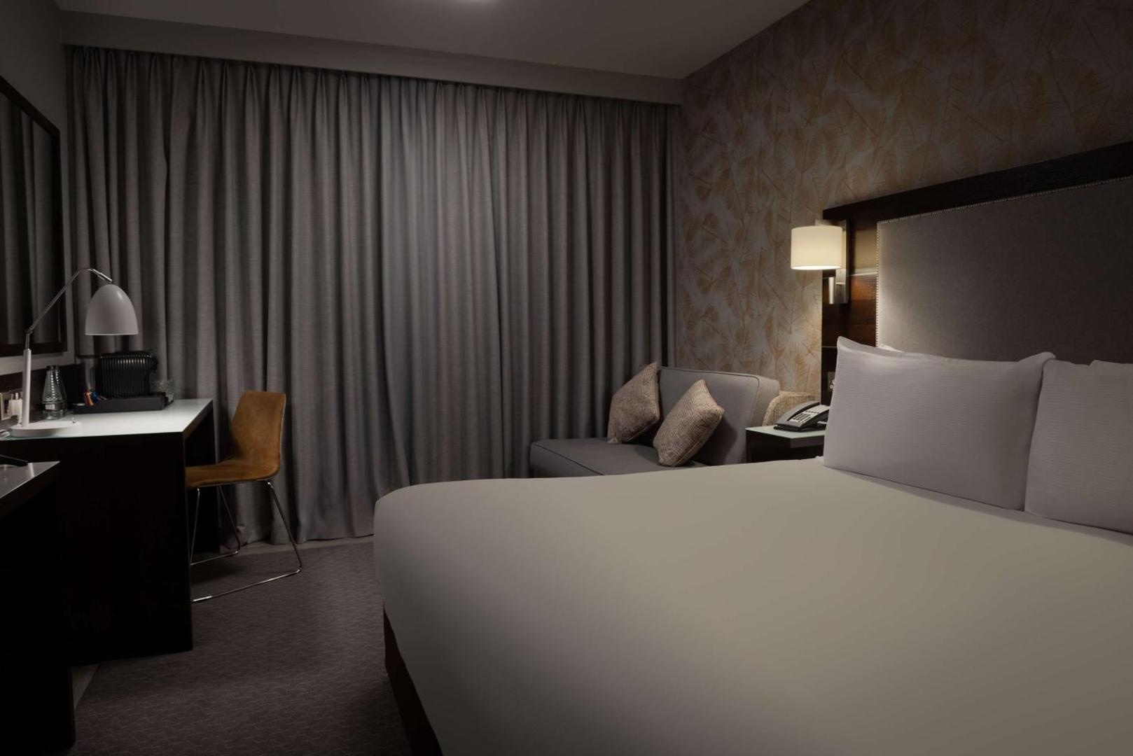 Bild 30: DoubleTree by Hilton London Heathrow Airport