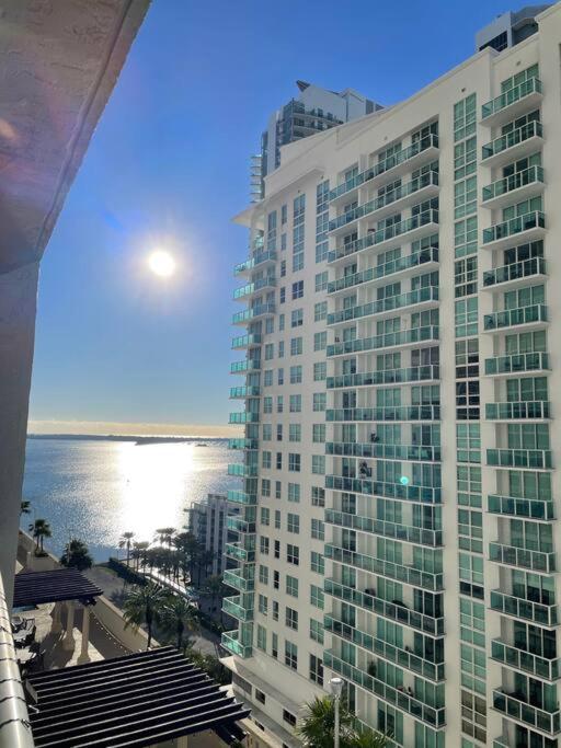 Fotografie 4: Rooftop Pool with Water View
