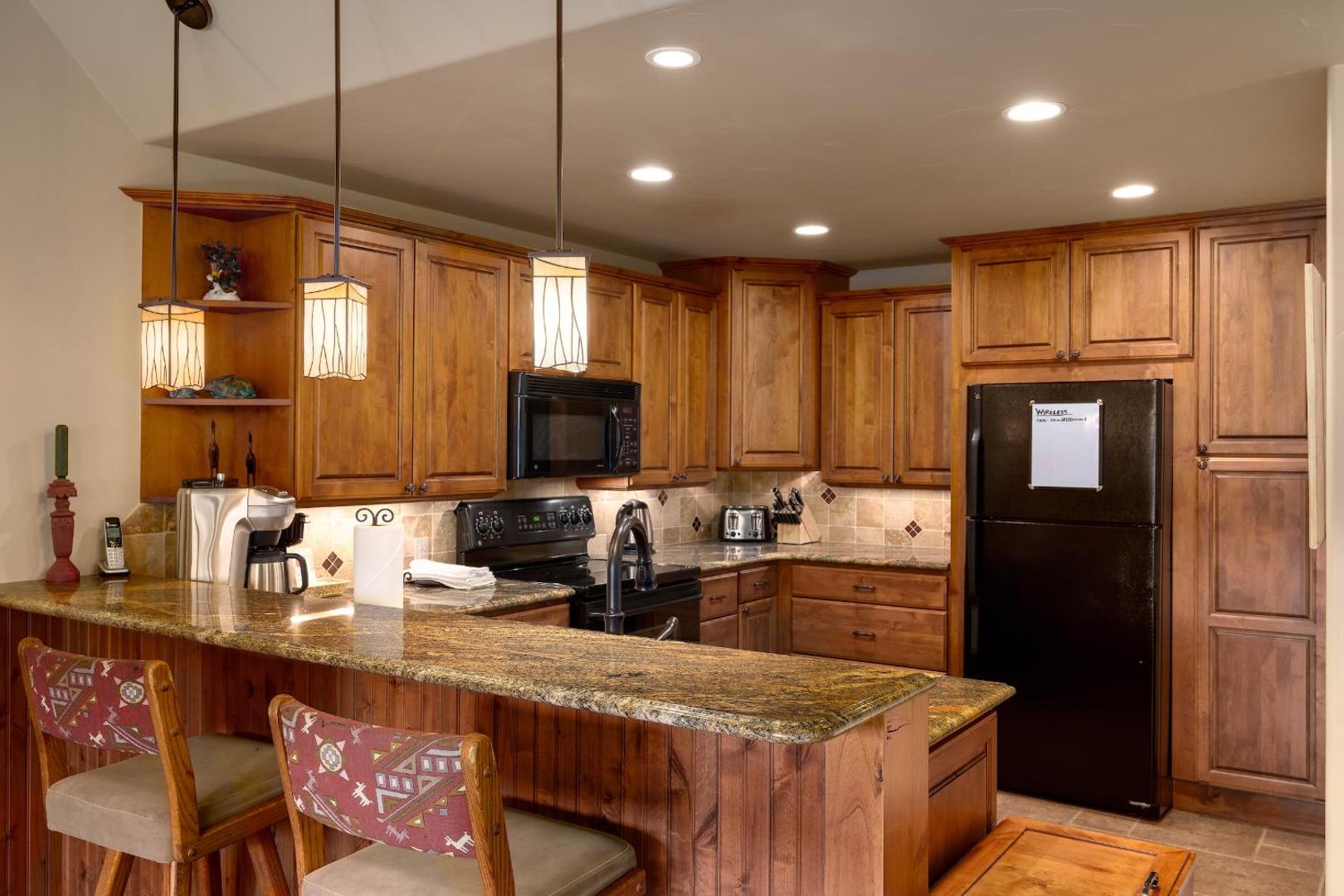 Kuva 5: Bear Claw 611 - Ski-in Ski-out Condo!