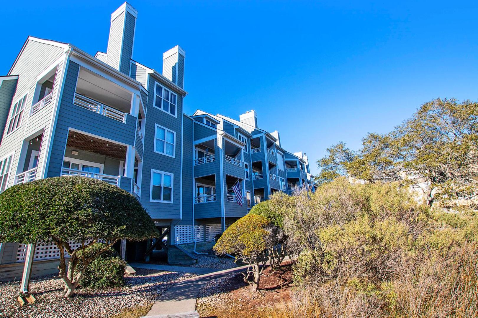 Φωτογραφία 2: Canalfront, Community Pool, Tennis courts and MORE! PC431, Above the Wake