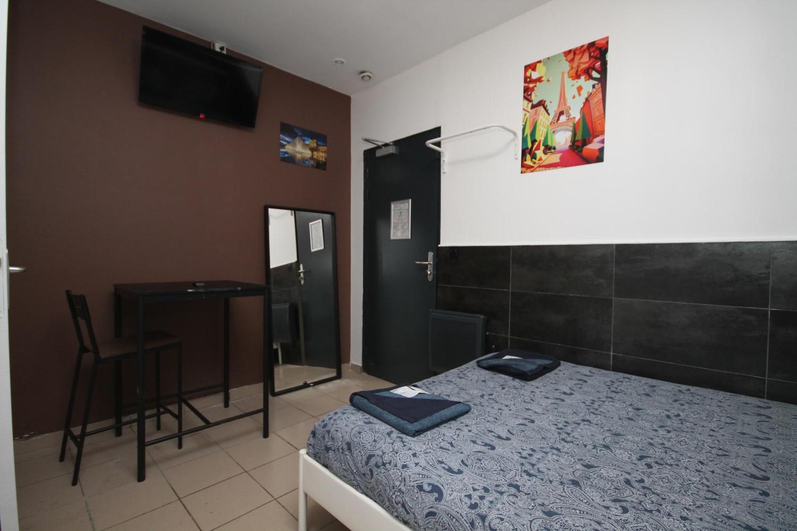 Bilde 3: 06 - Chambre avec TV proche Paris et transports WIFI