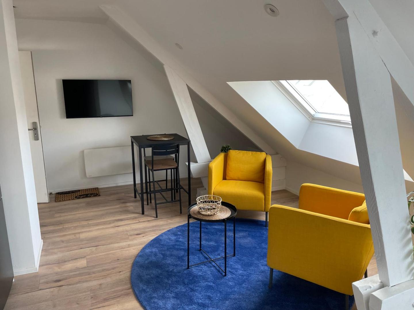 Foto 9: Studio 303 - Hyper Centre - Intégralement rénové - Toutes commodités à pied