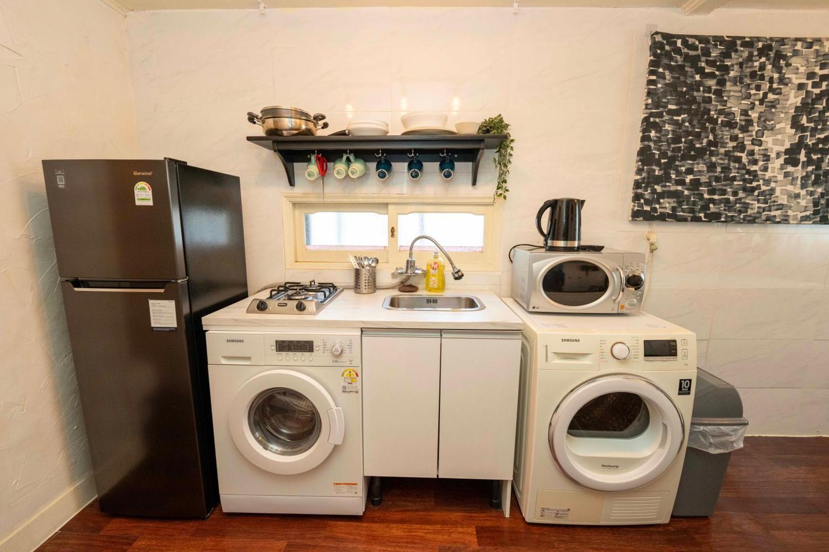 Billede 8: 2 - Gu&Anne House Seoul Hongdae Stn 5rooms,4bathroom