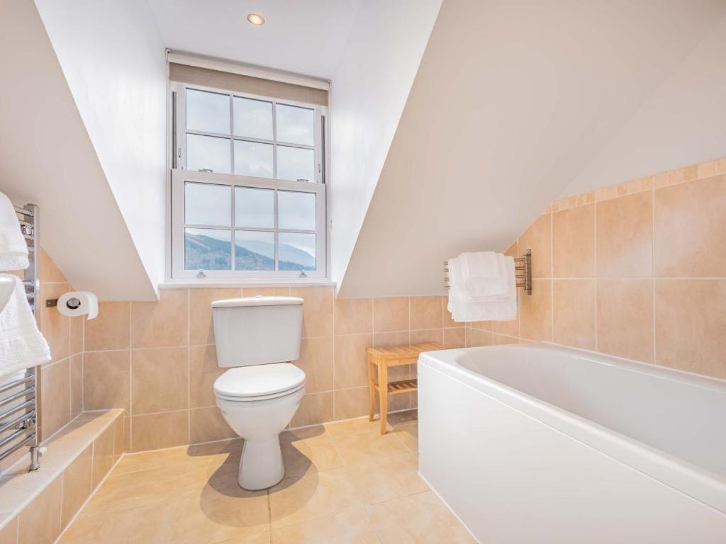 Фотография 10: 2 Bed in Keswick SZ494