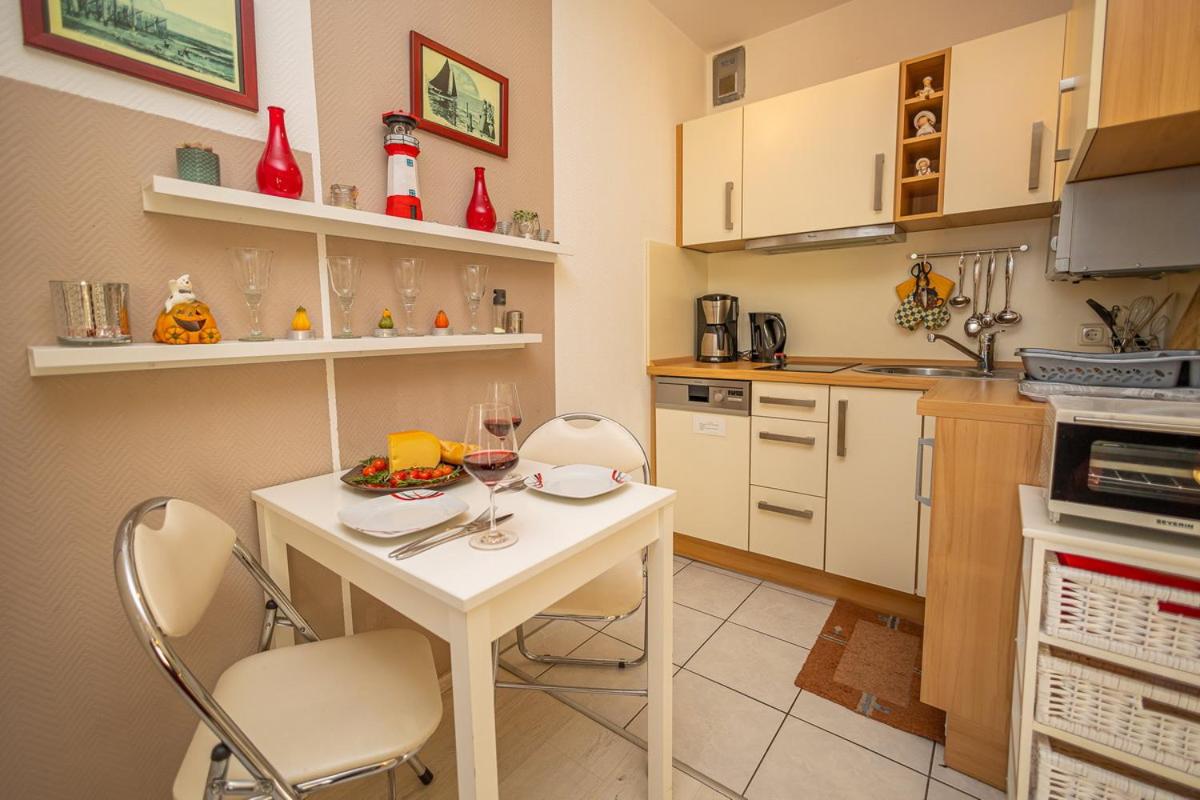 Фотография 10: Studio 2 im EG Haus Stranddistel, geschmackvoll eingerichtete Ferienwohnung fur 2 Personen in Zingst