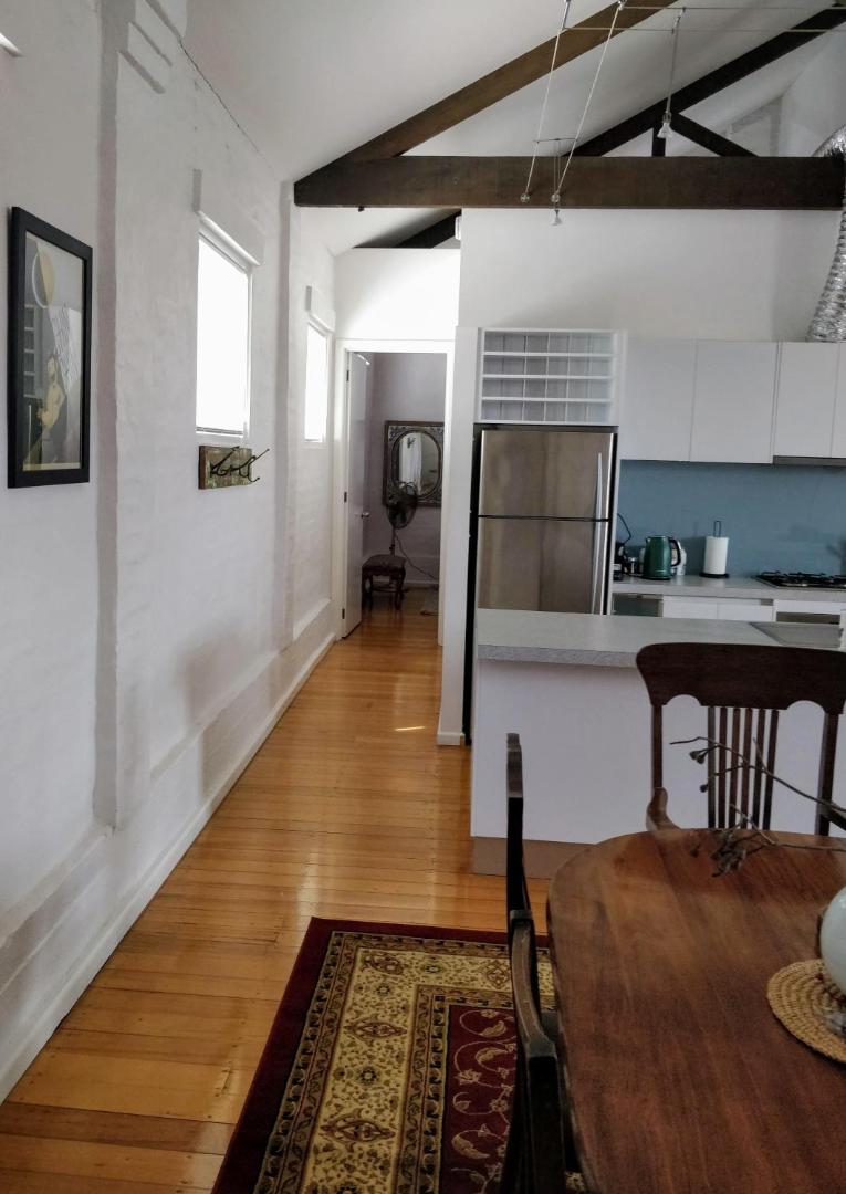 Pips on Mitchell - Beautiful Historic Apartment photo 8