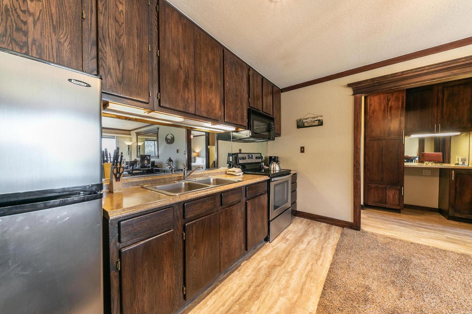 Foto 4: Spacious Condo w/Lake View #247 at Donner Lake Village