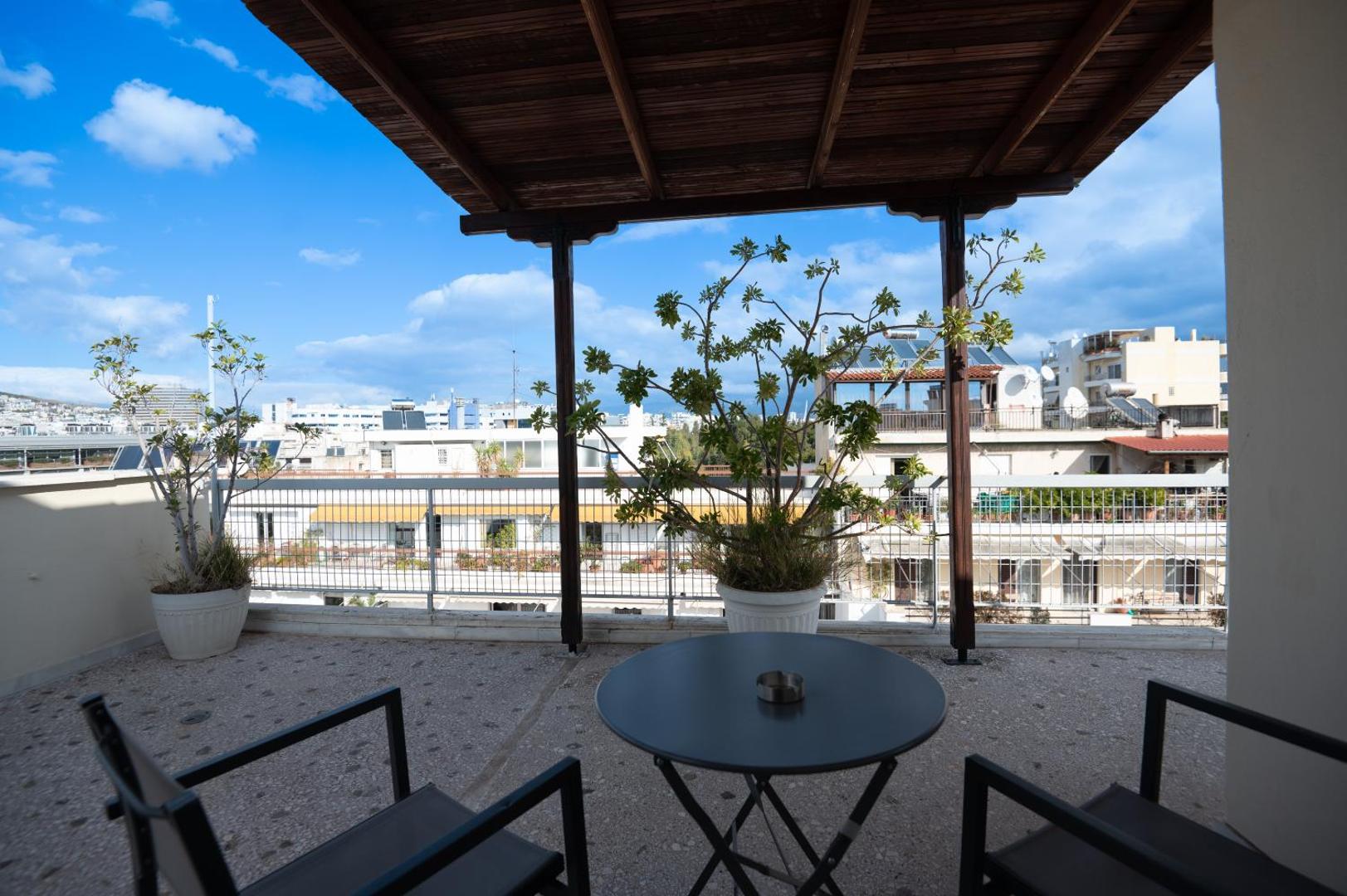 Studio with panoramic Athens view photo 10