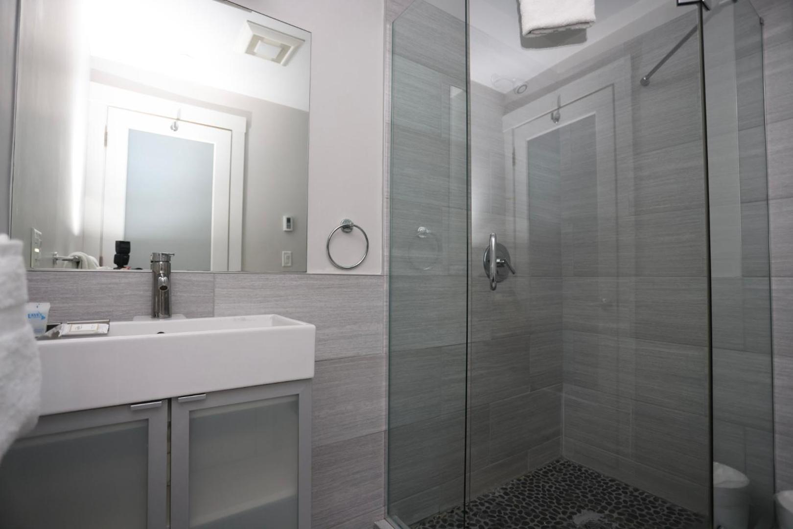 Zdjęcie 9: Charming & Stylish Studio on Beacon Hill #2