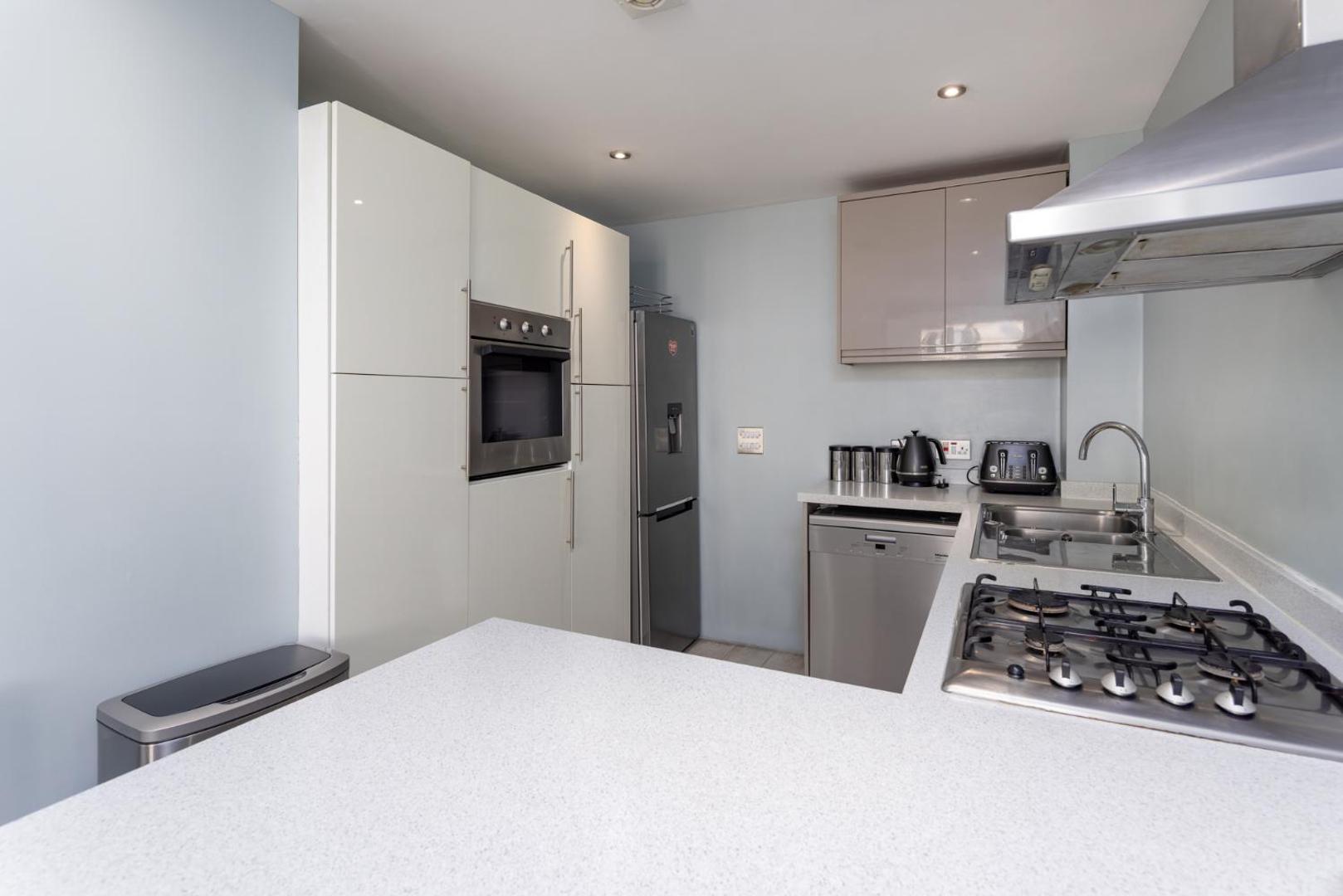 Zdjęcie 6: Flatzy - 3 Bedroom Apartment in Heart of City Centre