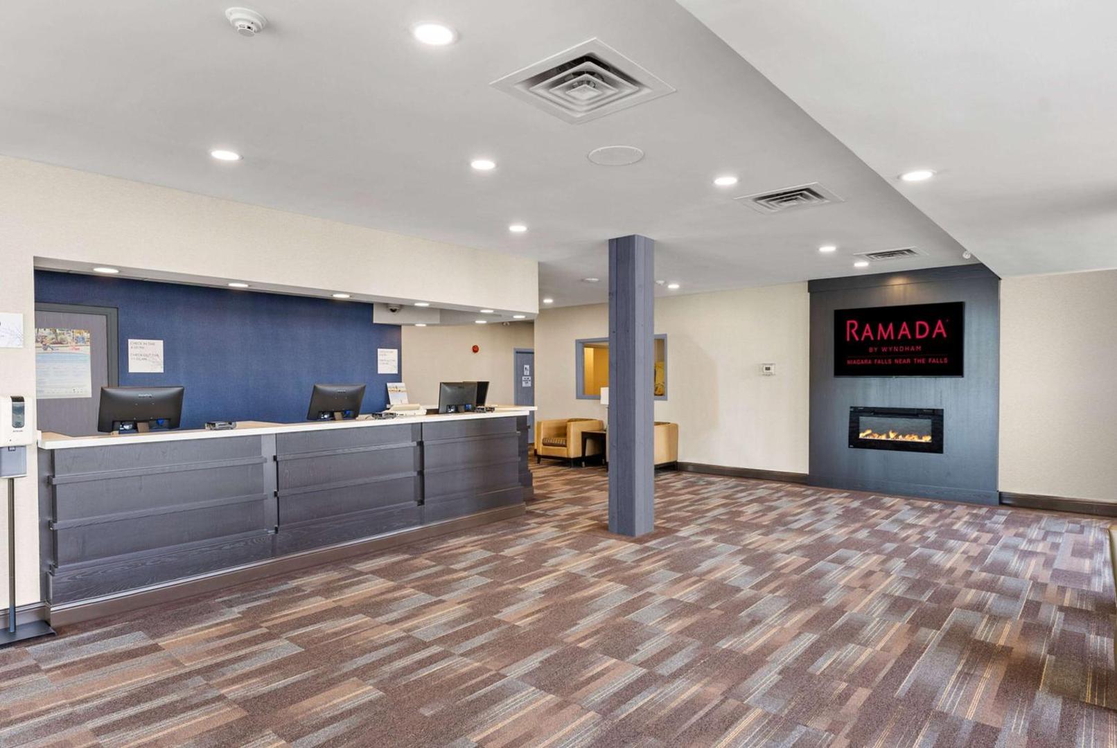 Foto 6: Ramada By Wyndham Niagara Falls near the Falls