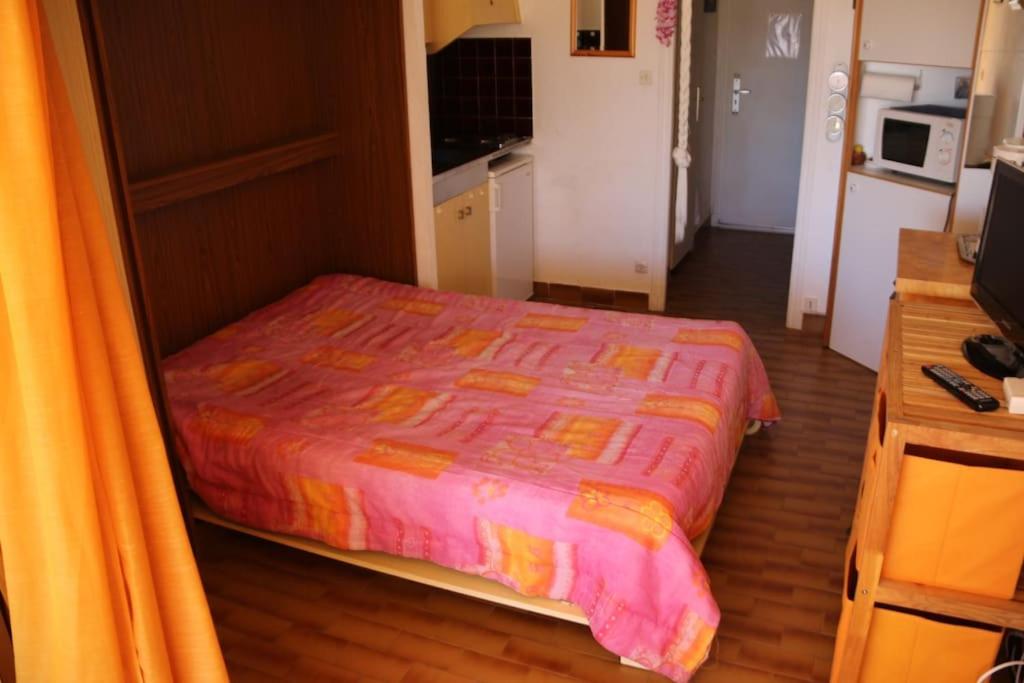 Zdjęcie 2: Studio 16, Héliopolis FGH au village naturiste
