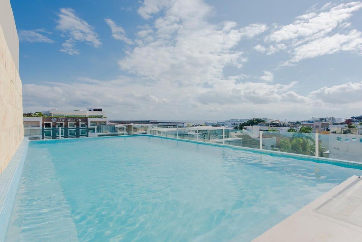 Fotografie 4: Chic Space, Private Balcony, Roof Pool, Good WiFi