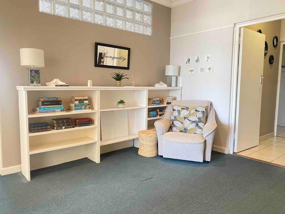 Fotografie 5: Tranquility by the Sea: beachside family fun!
