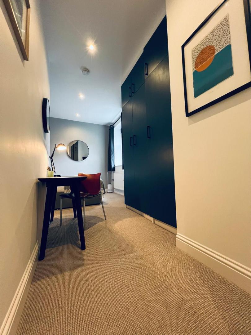 Zdjęcie 10: 8, St Marys , Private Double Ensuite Room - Room Only- Truro
