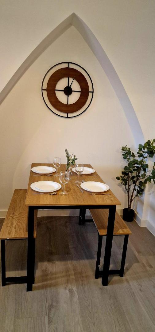 Fotografie 4: SuperValue Suite 10 - Fast WiFi, Hotel Linen, Keyless Entry, City only 10 Mins - BY PROPERTY PROMISE