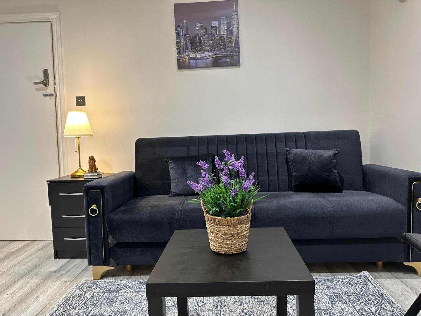 Zdjęcie 10: Studio - Sleeps 3 - Near Ealing Broadway Station