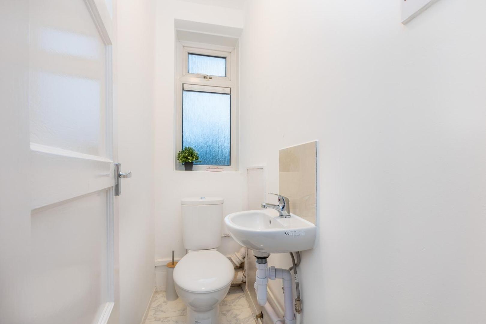 Fotografia 9: Spacious 3BR, 5min Penge St, Crystal Palace Park