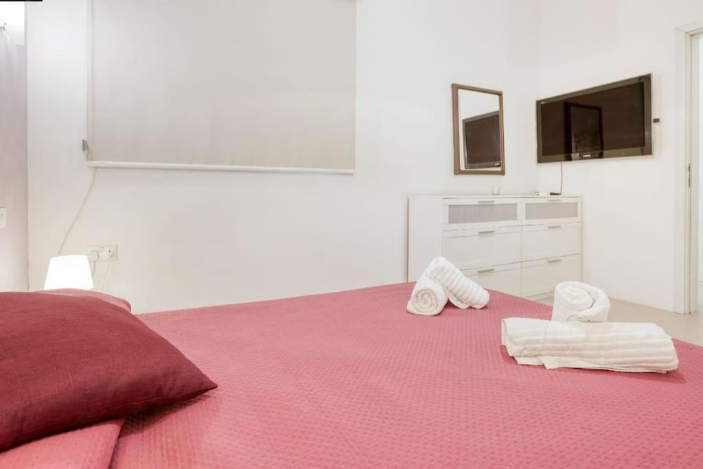 Fotografie 9: Bright & Airy St. Julian's flat