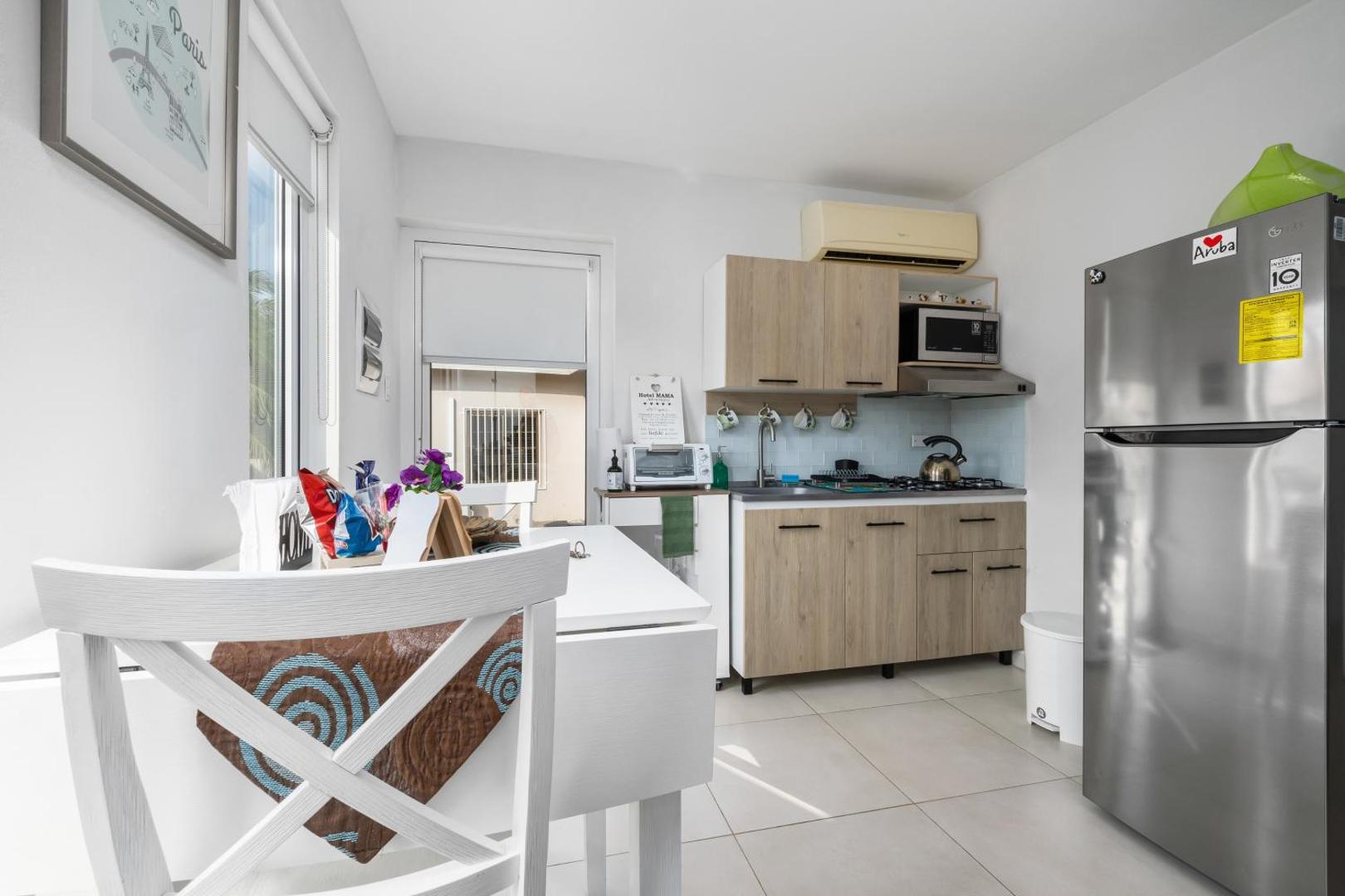 Fotografie 3: Adele's Apartment with Pool, 5 minutes walk to the beach
