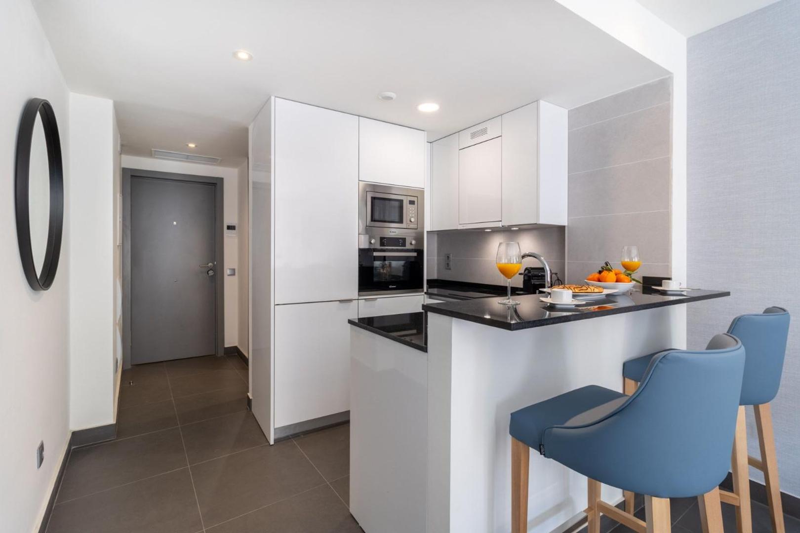 Fotografia 4: Escape in Trendy Triplex with Terrace in the Heart of Madrid Toledo atico II