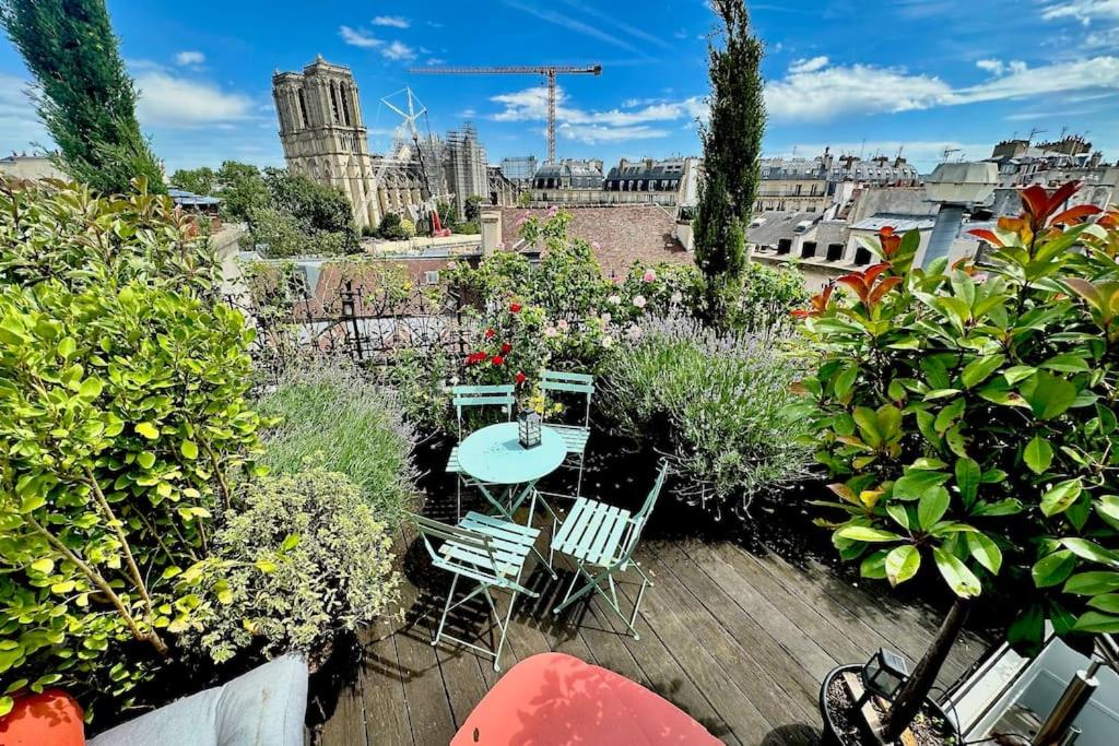 Foto 2: Rooftop Triplex with AC - Garden at Notre Dame