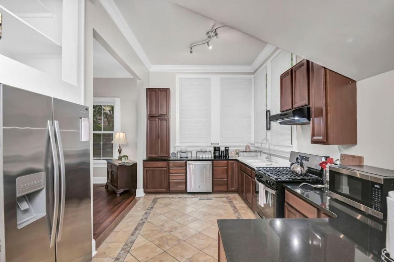 Billede 2: Spacious 5BR - Pet Friendly