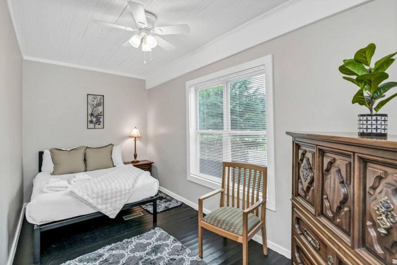 Billede 3: Spacious 5BR - Pet Friendly