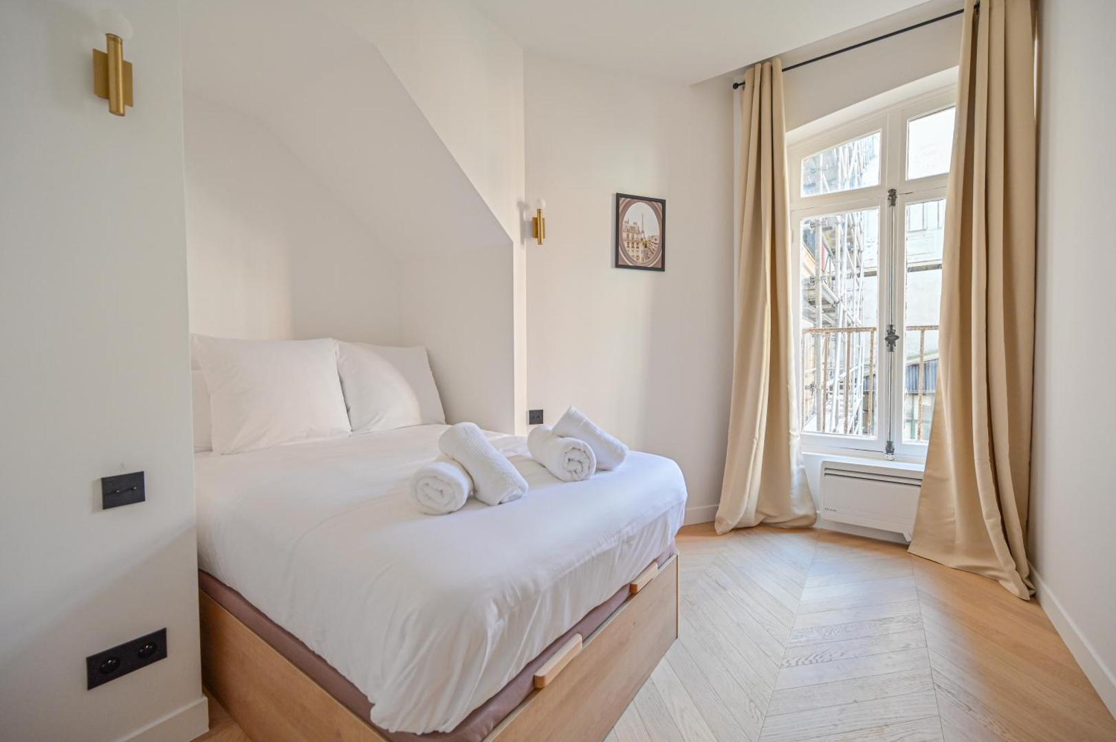Foto 5: Sumptuous & Serene Parisian Flat