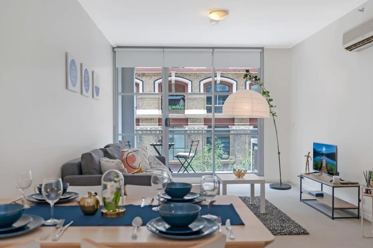 Foto 3: A Comfy & Modern Studio Near Darling Harbour