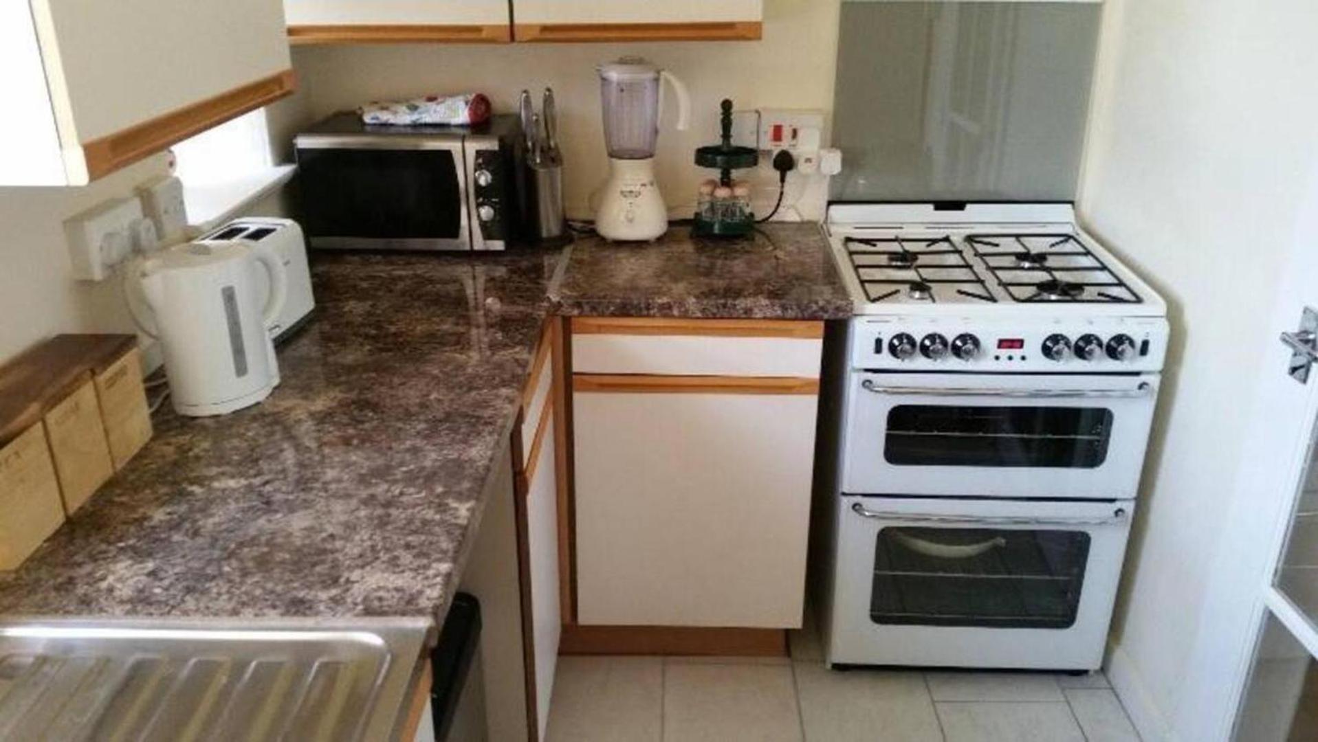 Foto 5: 2 Bed flat - Sleeps 4 - Parking - Wifi
