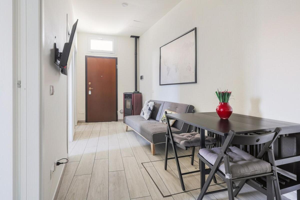 Фотография 8: Jacuzzi & Relax - Casa Indipendente 20min da Milano