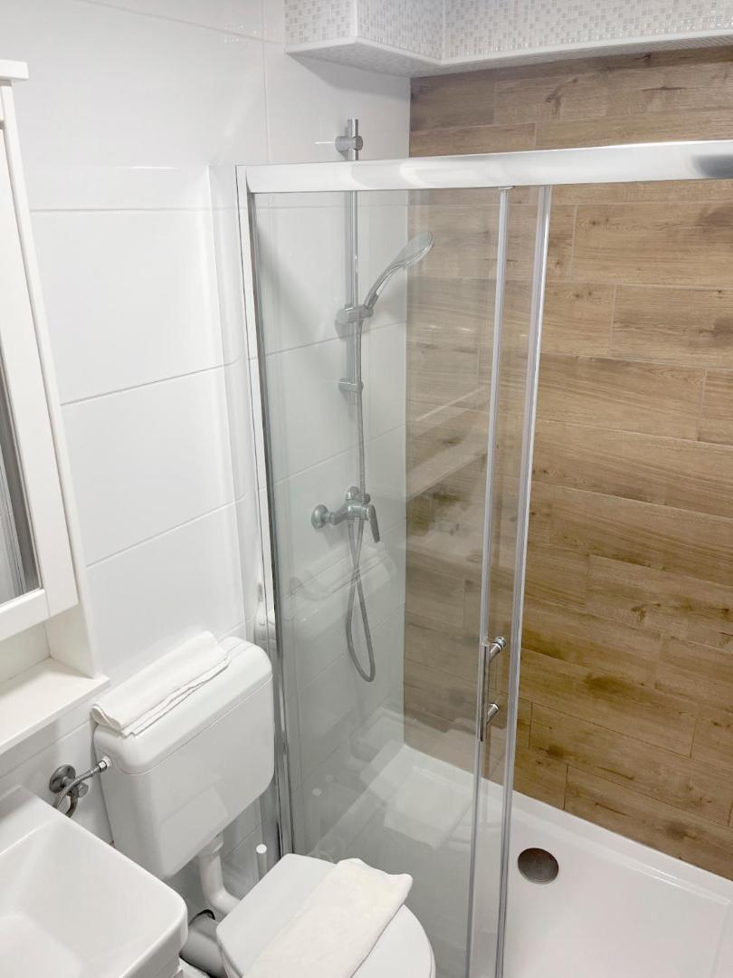 Bed & Bike Zagreb studio apartment photo 3