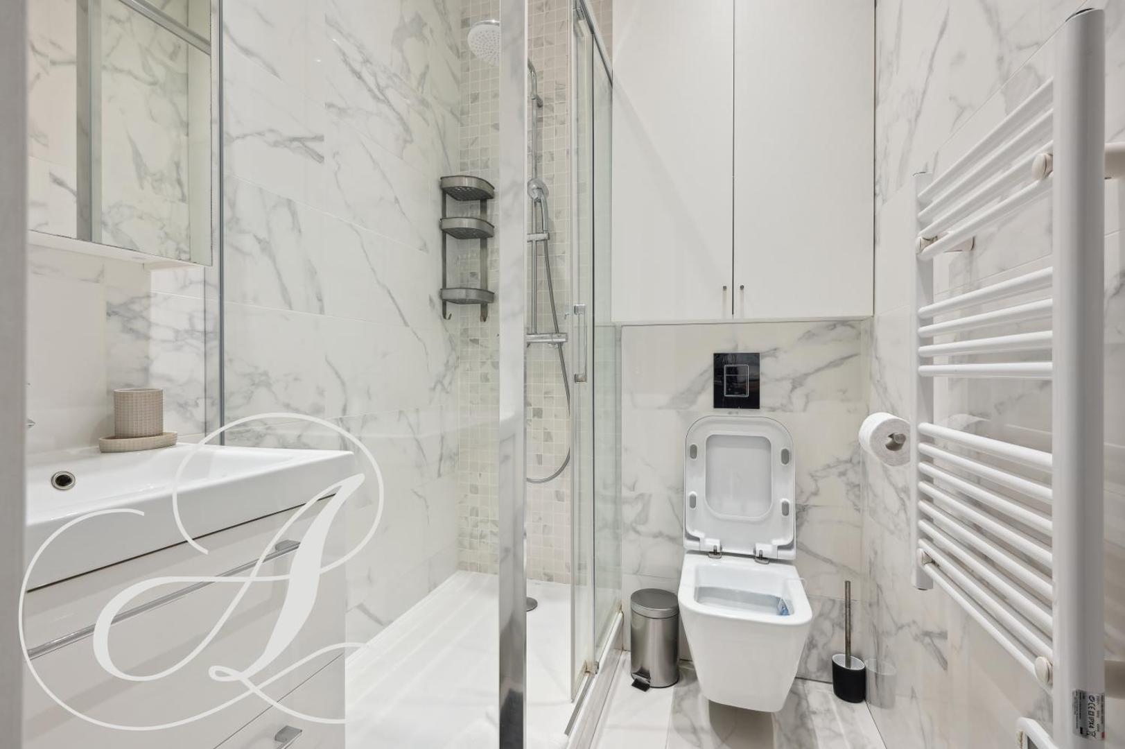 Φωτογραφία 6: Roxane, 2 chambres dont une en souplex Paris 14e